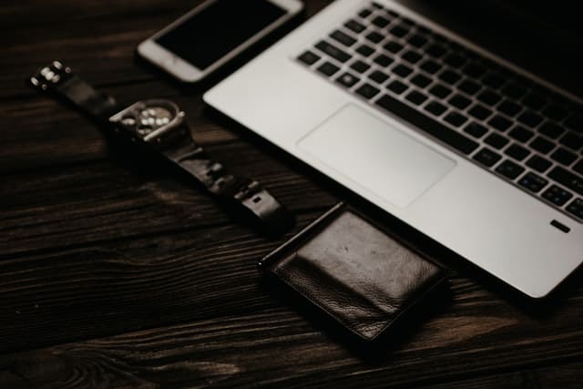 http://15%20REASONS%20YOUR%20BUSINESS%20NEEDS%20CUSTOM%20SOFTWARE%20(INFOGRAPHIC)