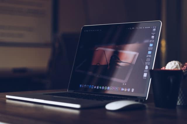 http://HOW%20TO%20HIRE%20WEB%20DEVELOPER%20(3%20SIMPLE%20WAYS)