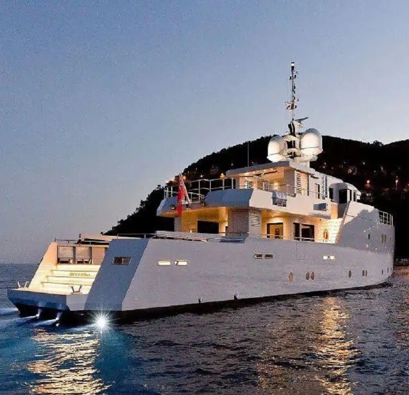 Web-Development-for-Award-Winning-Yacht-Manufacturer-4-1.jpg-1